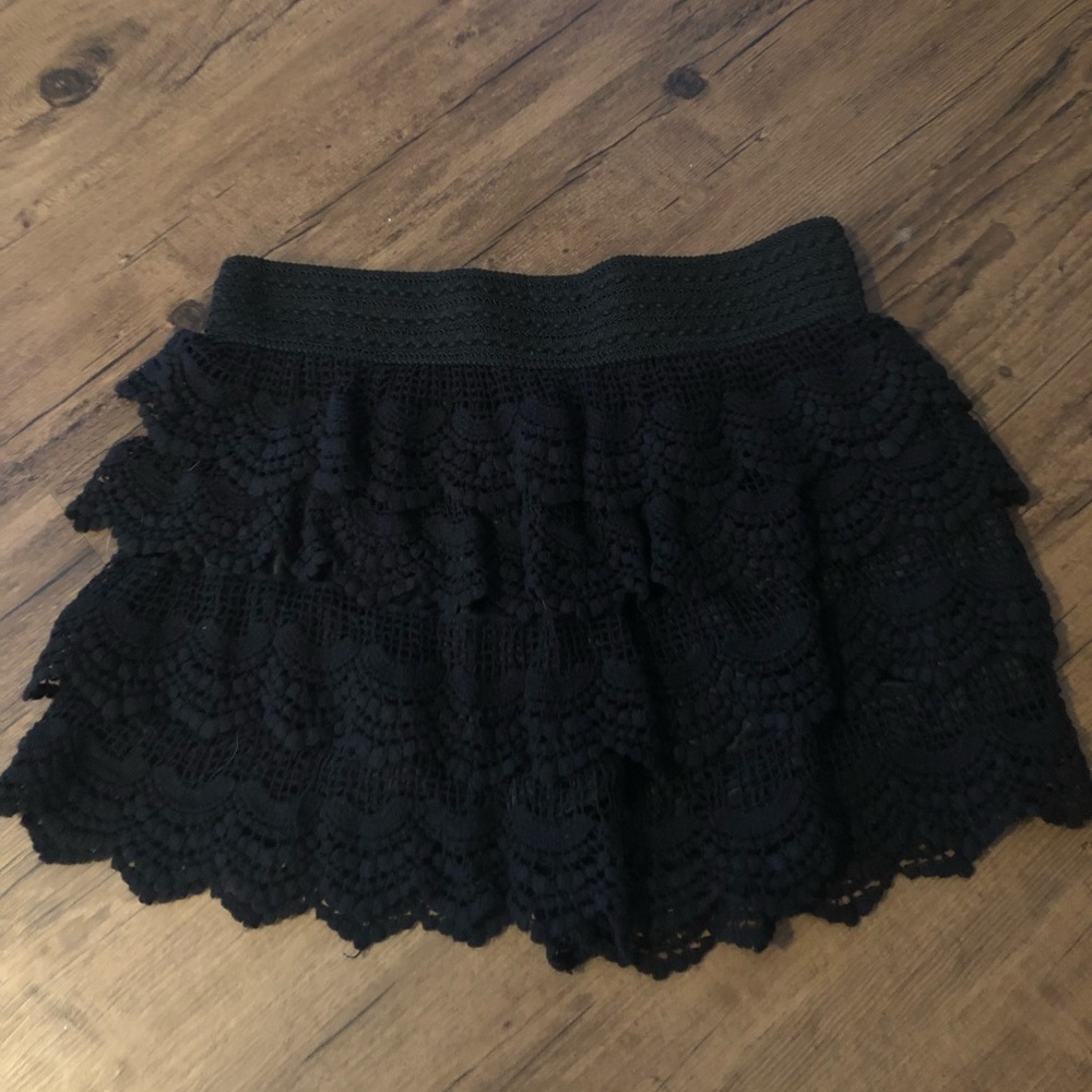 E & K Tiered Crochet-Laced Shorts